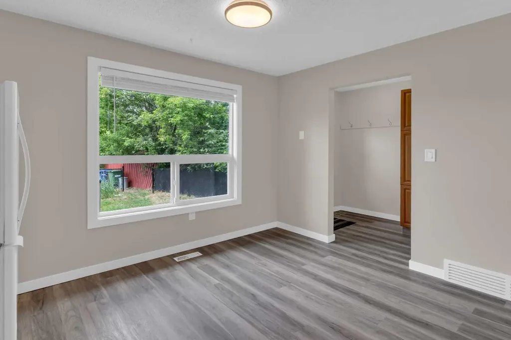 224 Summerwood Place Airdrie AB T4B 1V9