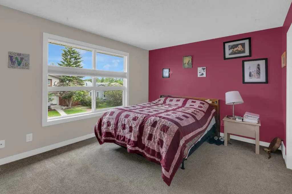 224 Summerwood Place Airdrie AB T4B 1V9