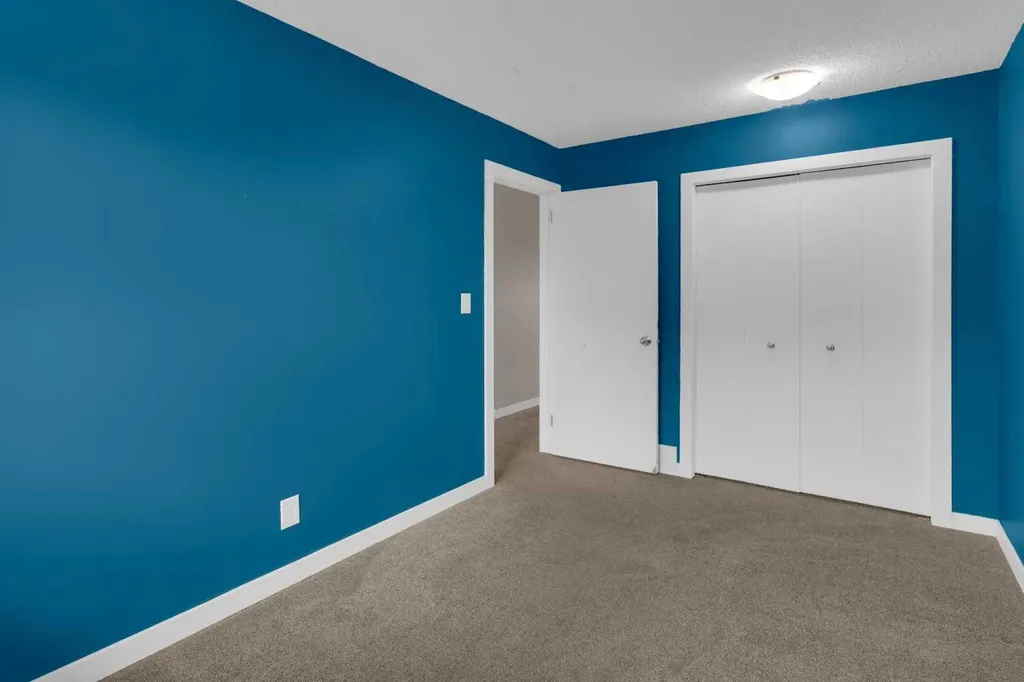224 Summerwood Place Airdrie AB T4B 1V9