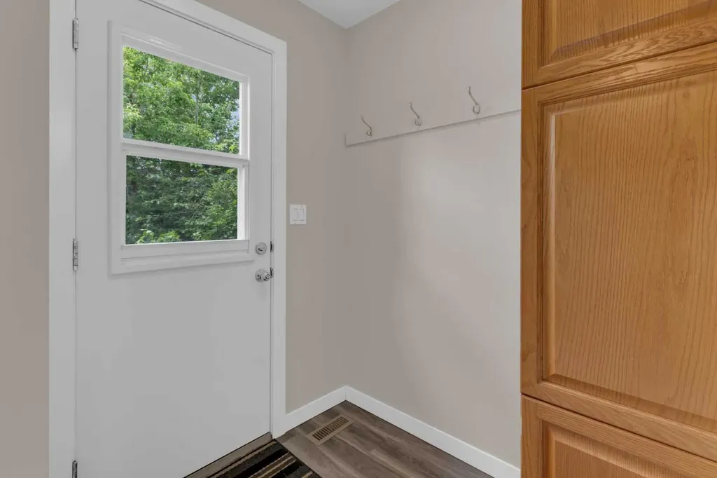 224 Summerwood Place Airdrie AB T4B 1V9