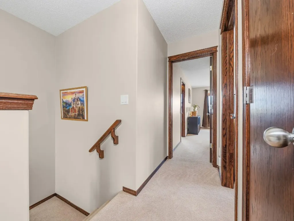 28 Cranberry Lane SE Calgary AB T3M0L5
