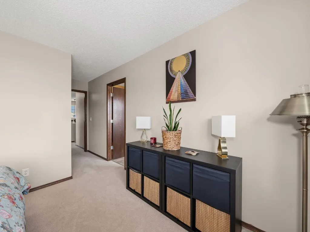 28 Cranberry Lane SE Calgary AB T3M0L5