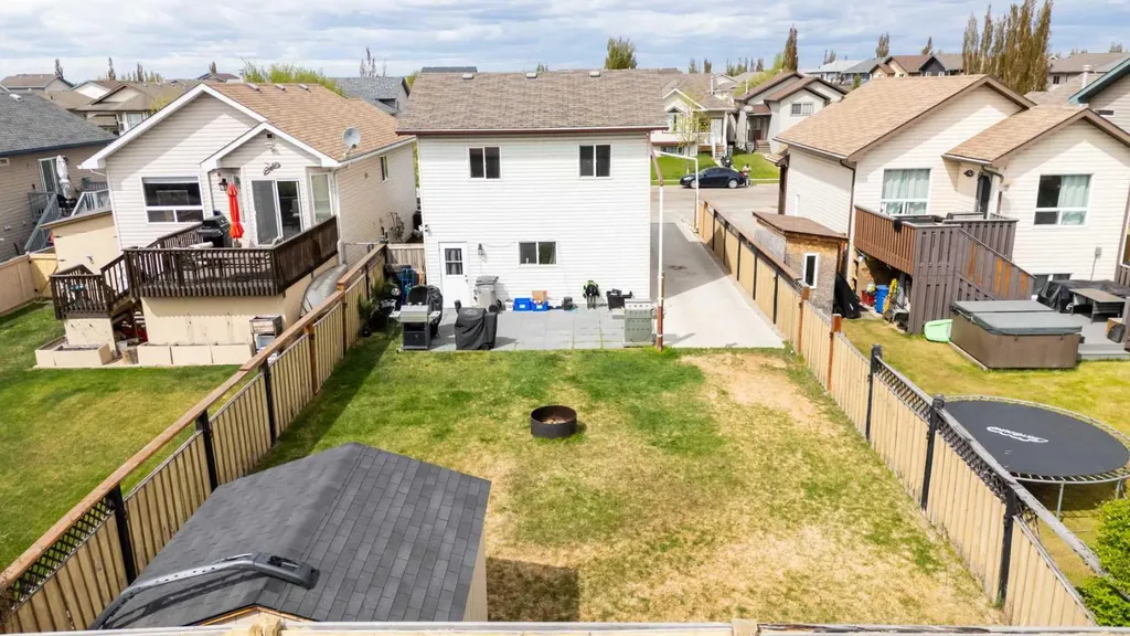 8841 69 Avenue Grande Prairie AB T8V4B6