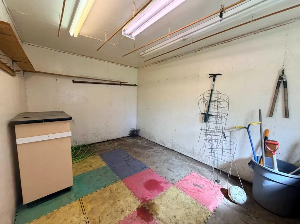 5112 47 Street Rocky Mountain House AB T0M 0C0