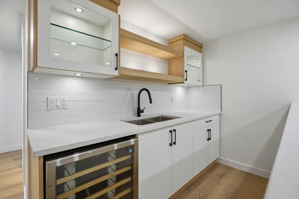 9532 Allison Drive SE Calgary AB T2J 1B5