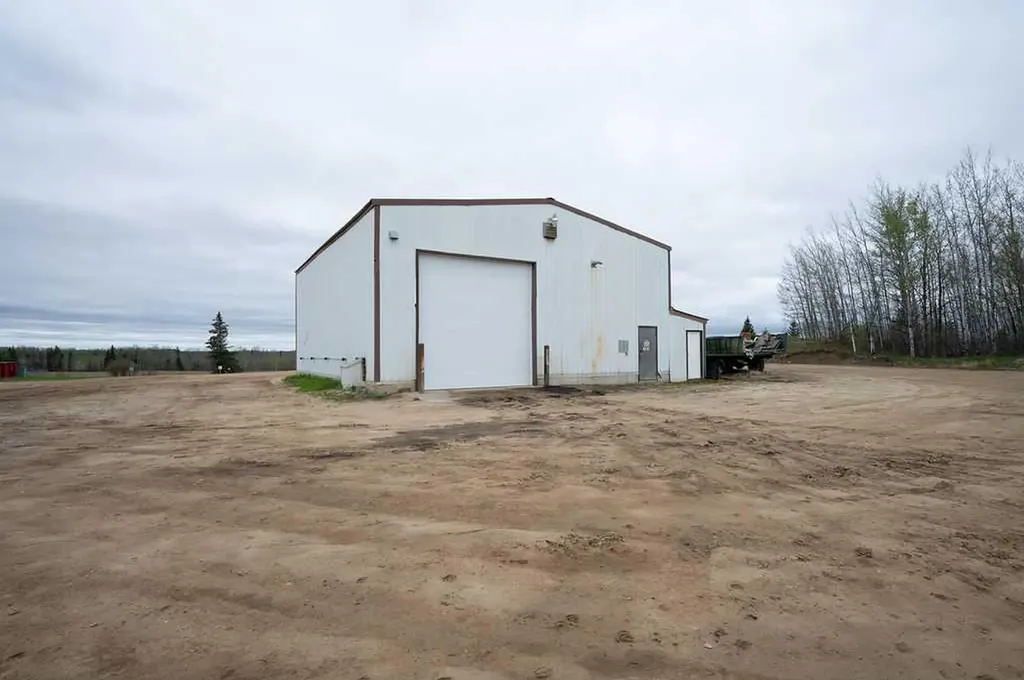661001B Range Road 225 Rural Athabasca County AB T9S 2A5