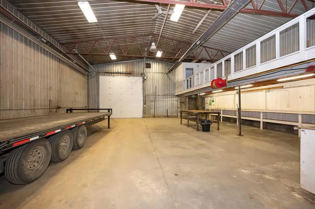 661001B Range Road 225 Rural Athabasca County AB T9S 2A5