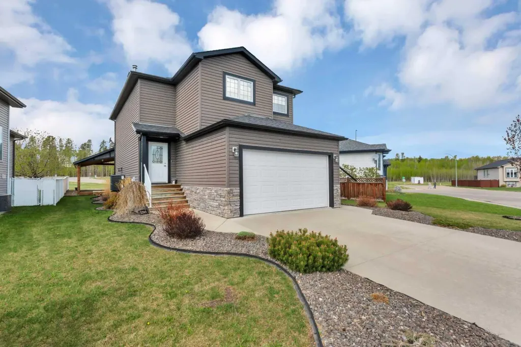 1204 1 Street NE Sundre AB T0M 1X0