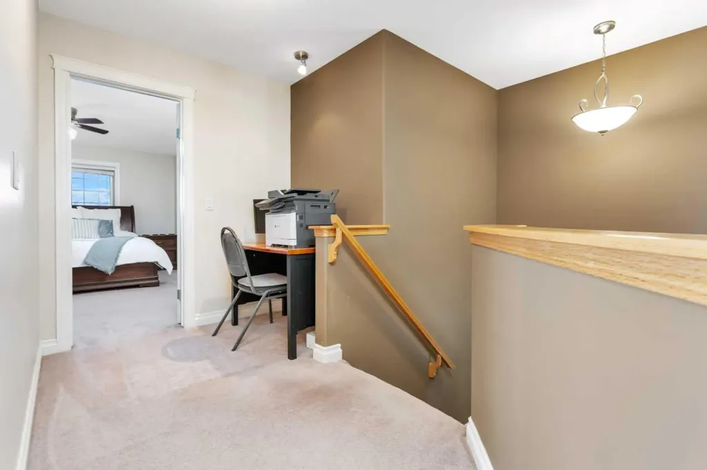 1204 1 Street NE Sundre AB T0M 1X0