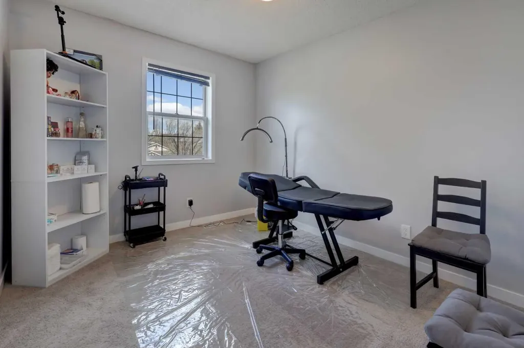 9982 Hidden Valley Drive NW Calgary AB T3A 5G6