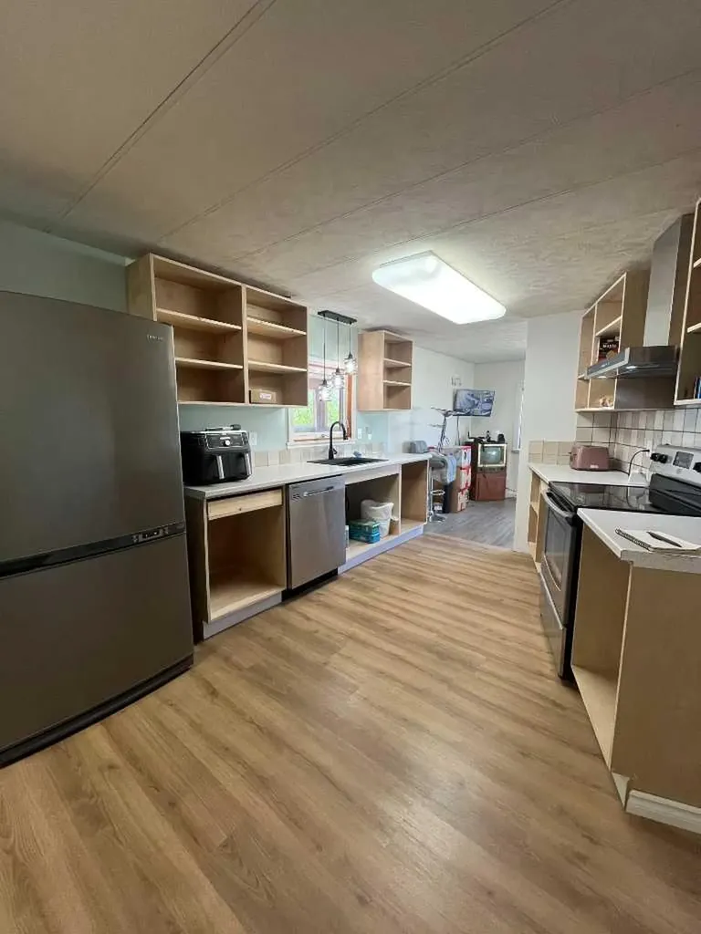 204 6 Street Suffield AB T0J 2N0