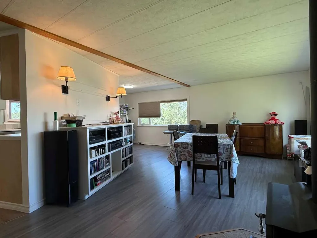 204 6 Street Suffield AB T0J 2N0