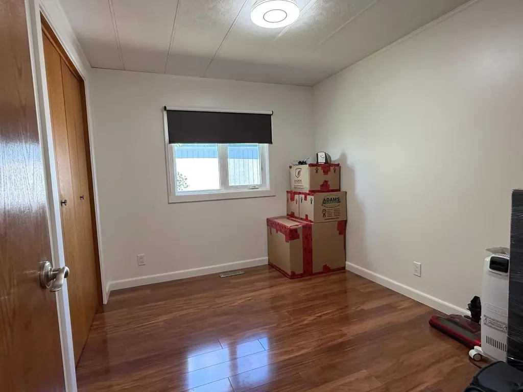 204 6 Street Suffield AB T0J 2N0