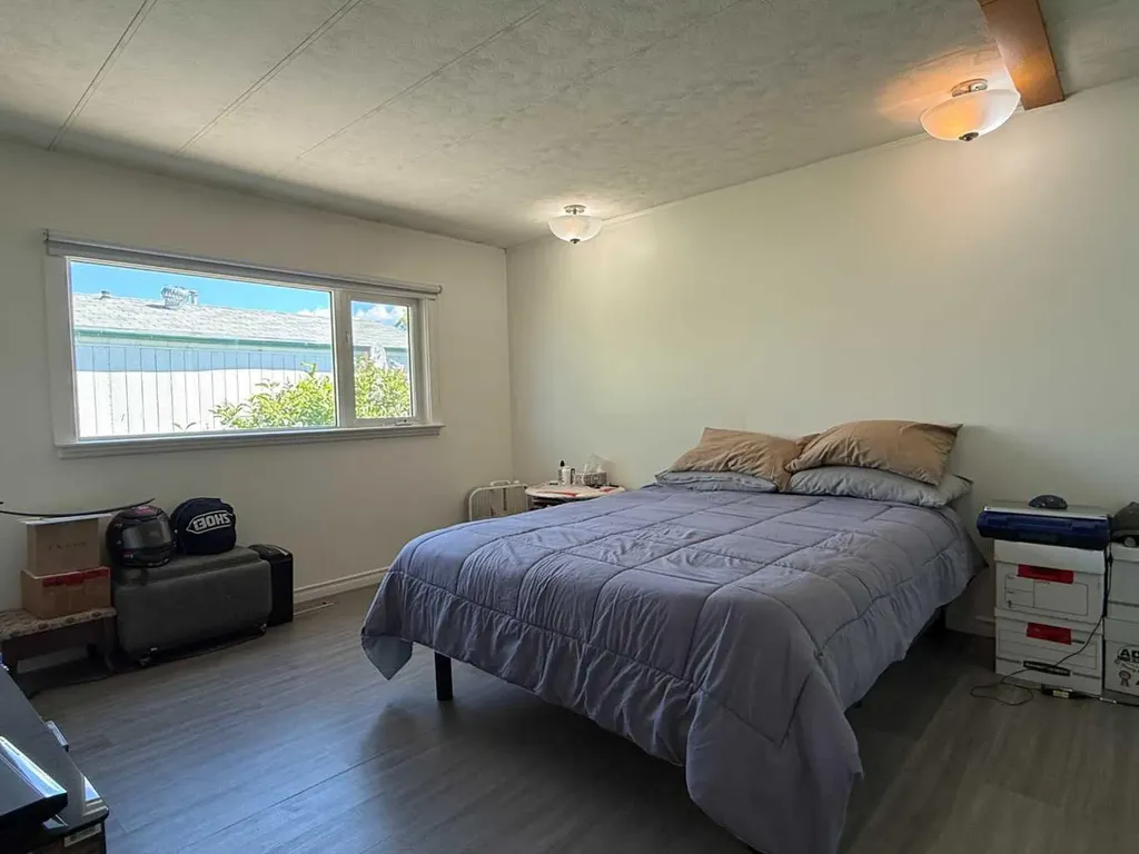 204 6 Street Suffield AB T0J 2N0