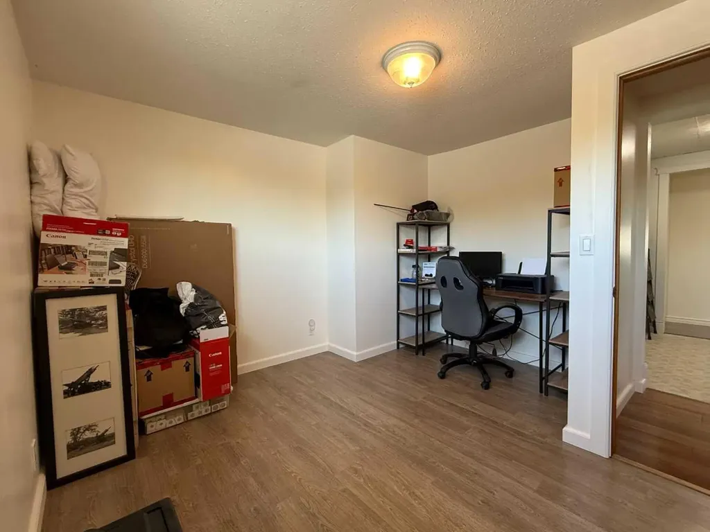 204 6 Street Suffield AB T0J 2N0