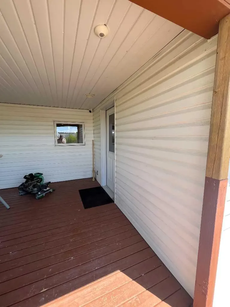 204 6 Street Suffield AB T0J 2N0