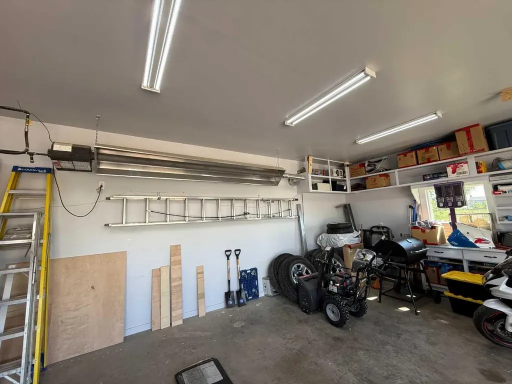 204 6 Street Suffield AB T0J 2N0
