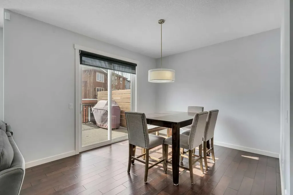 151 Stonemere Green Chestermere AB T1X 0S2