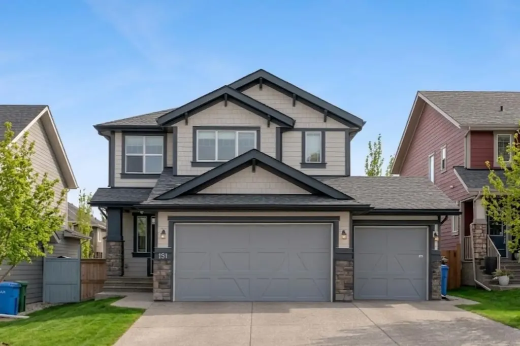 151 Stonemere Green Chestermere AB T1X 0S2