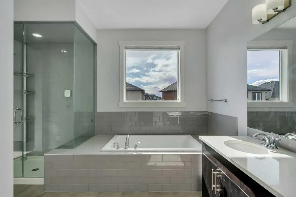 151 Stonemere Green Chestermere AB T1X 0S2