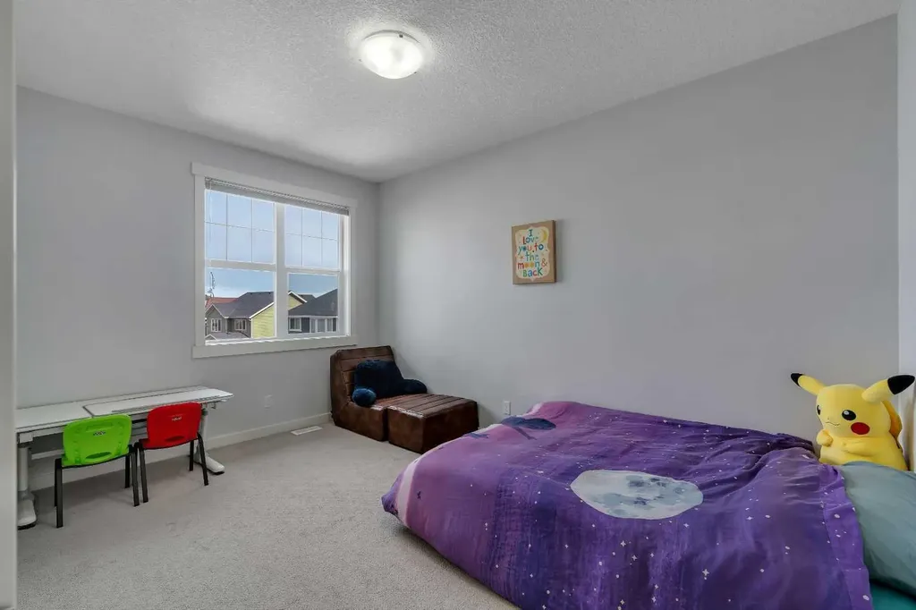 151 Stonemere Green Chestermere AB T1X 0S2