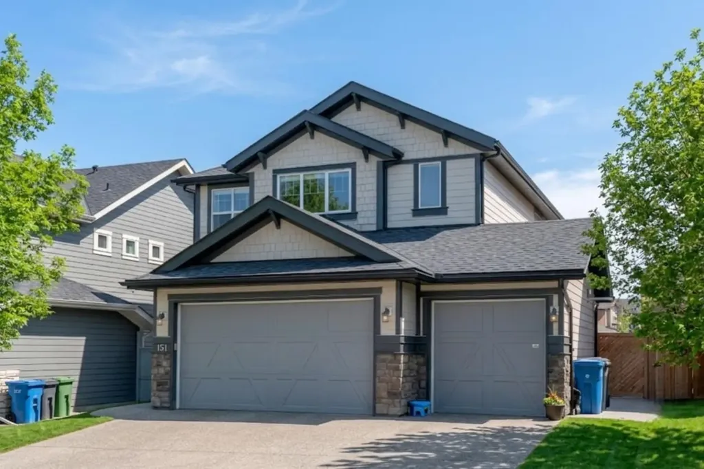 151 Stonemere Green Chestermere AB T1X 0S2