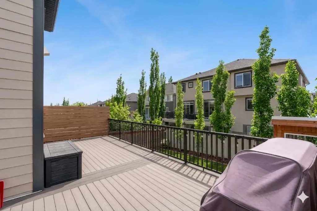151 Stonemere Green Chestermere AB T1X 0S2