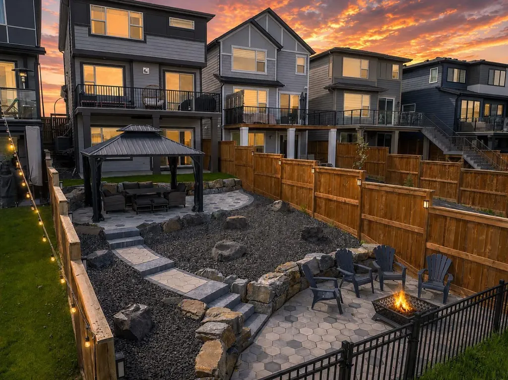 152 Cranbrook Gardens SE Calgary AB T3M 3K6