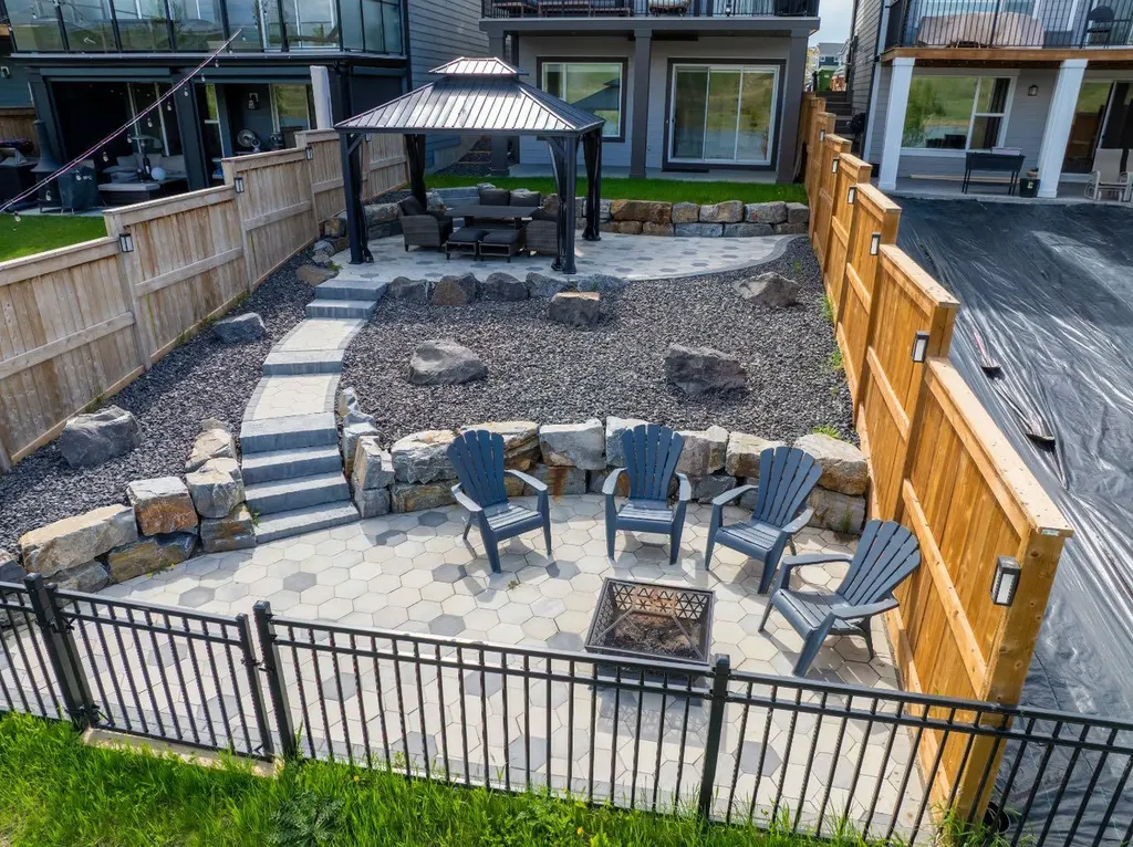 152 Cranbrook Gardens SE Calgary AB T3M 3K6