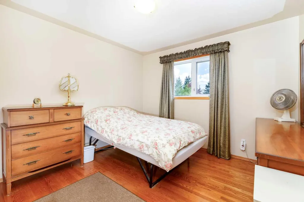 39508B Rr271 Rural Lacombe County AB T0M0J0