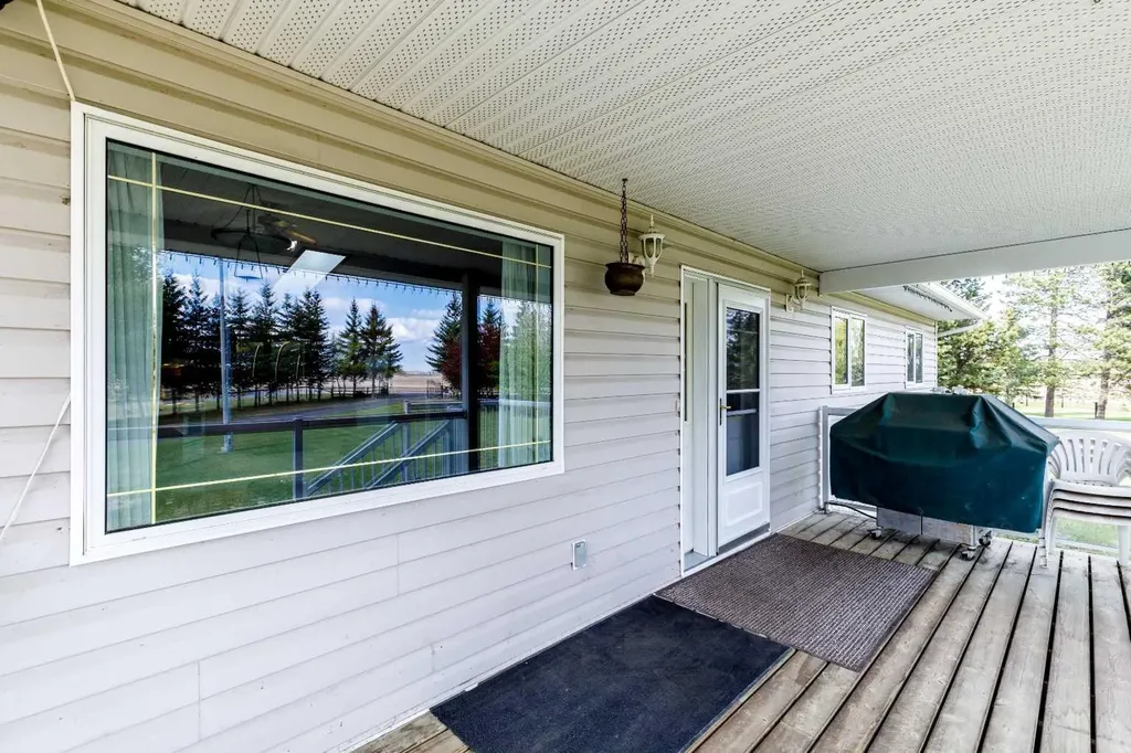 39508B Rr271 Rural Lacombe County AB T0M0J0