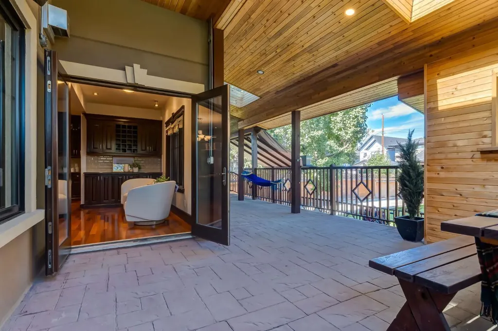 1840 Westmount Boulevard NW Calgary AB T2N 3G8