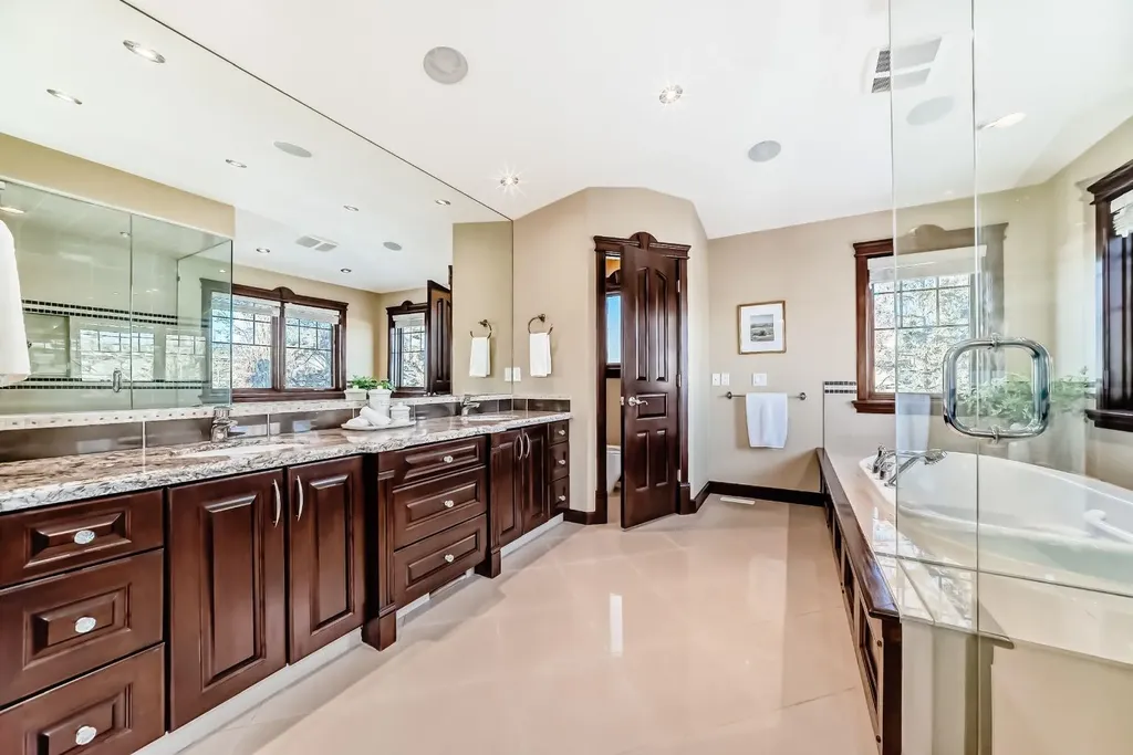 1840 Westmount Boulevard NW Calgary AB T2N 3G8