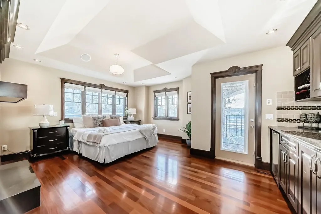 1840 Westmount Boulevard NW Calgary AB T2N 3G8