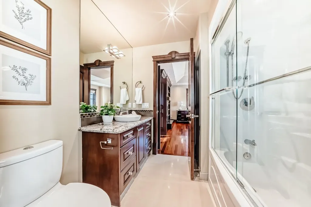 1840 Westmount Boulevard NW Calgary AB T2N 3G8