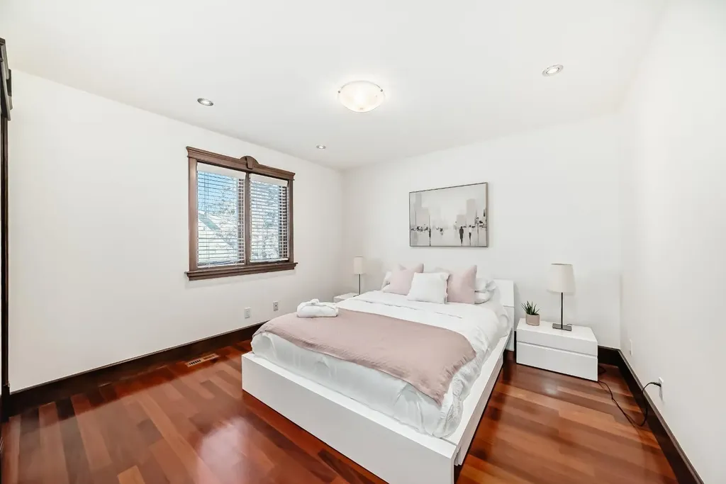 1840 Westmount Boulevard NW Calgary AB T2N 3G8