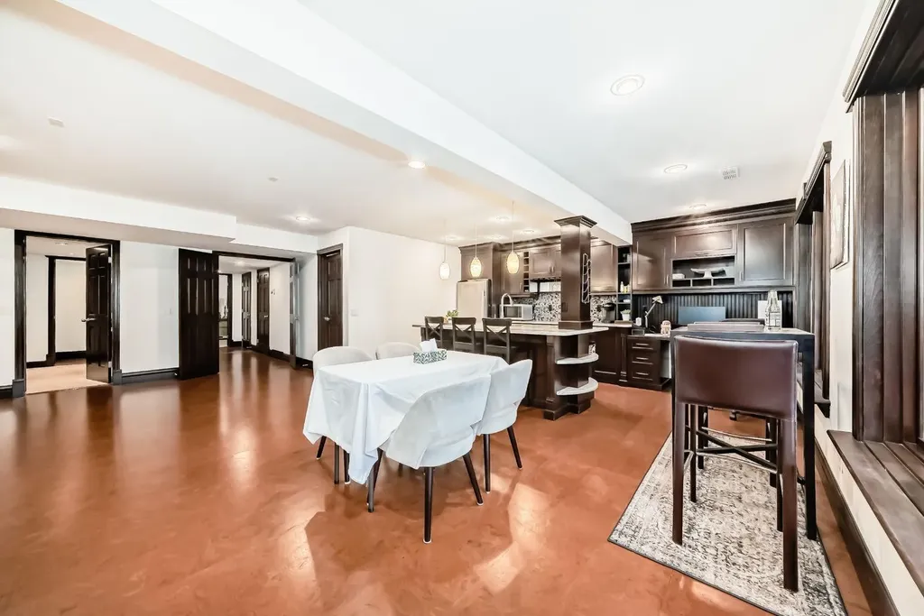 1840 Westmount Boulevard NW Calgary AB T2N 3G8