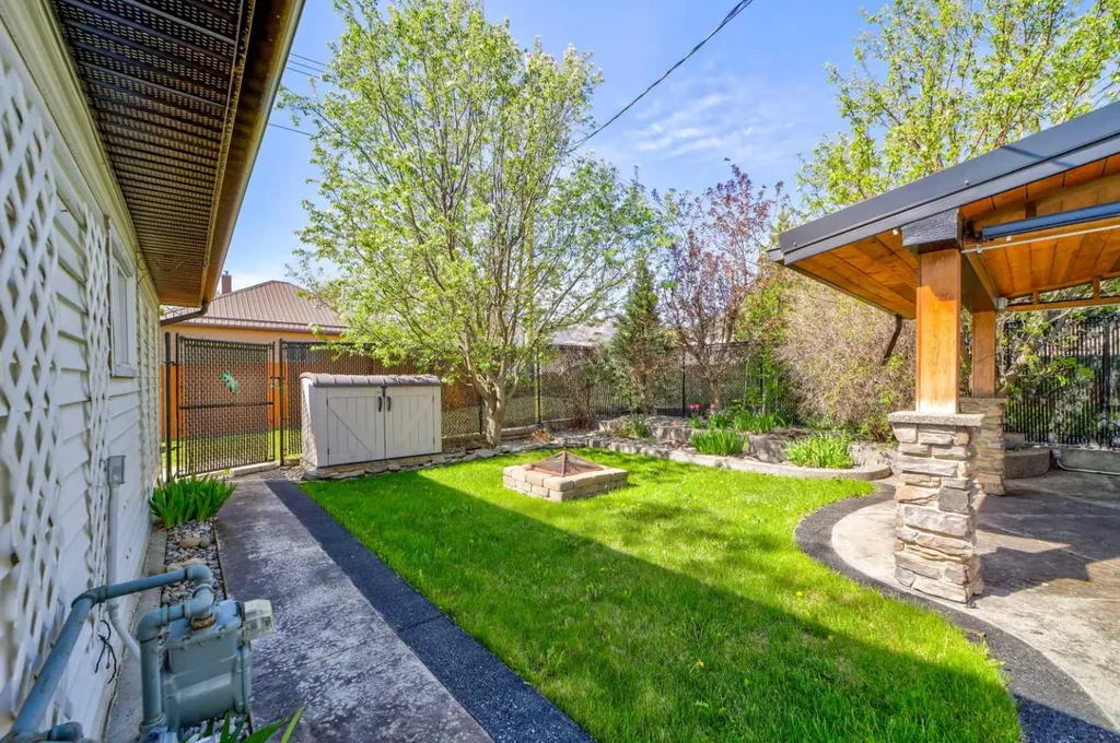2401 210 Street Bellevue AB T0K 0C0