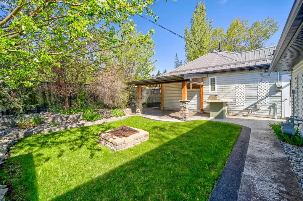 2401 210 Street Bellevue AB T0K 0C0