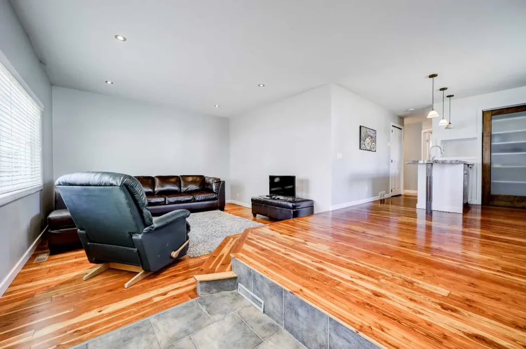 2401 210 Street Bellevue AB T0K 0C0