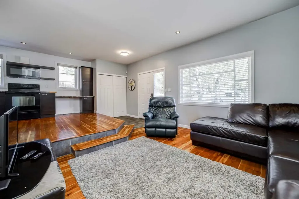 2401 210 Street Bellevue AB T0K 0C0