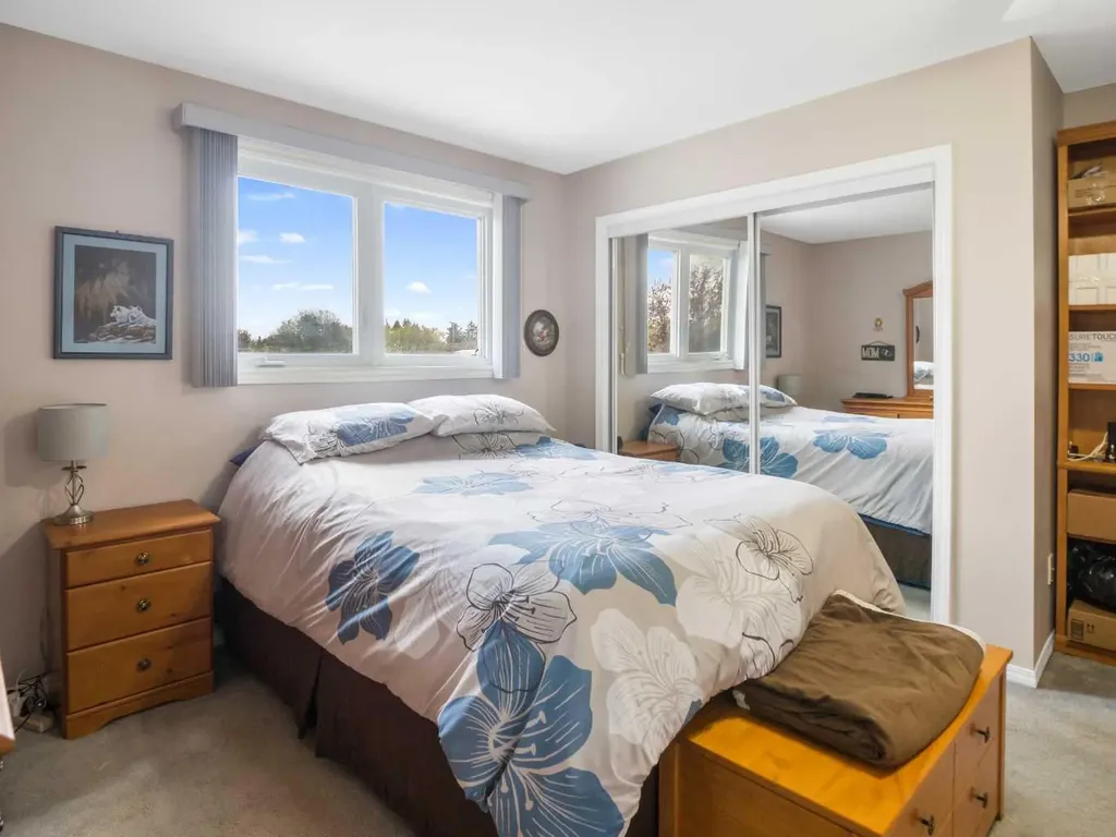 93 Crawford Street Red Deer AB T4P 2G4