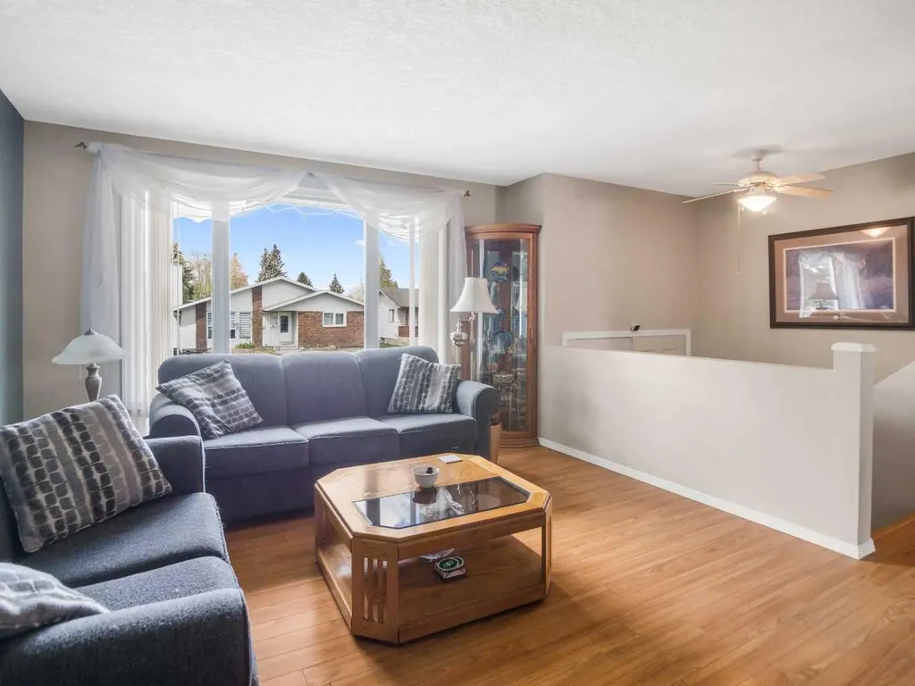 93 Crawford Street Red Deer AB T4P 2G4