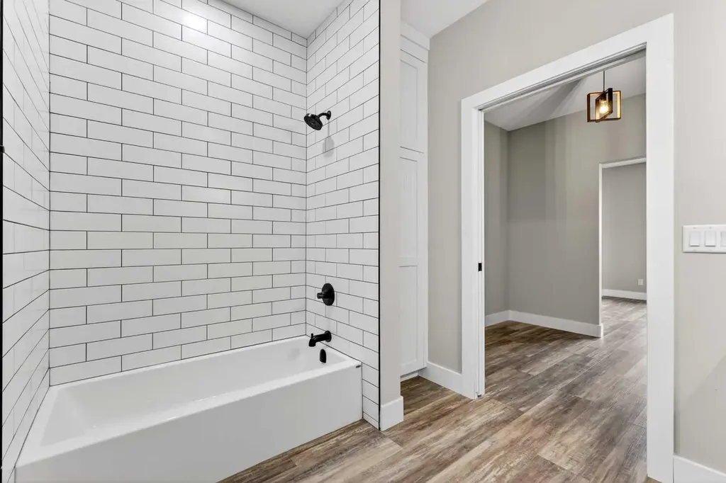 610 4 Avenue SW Sundre AB T0M1X0