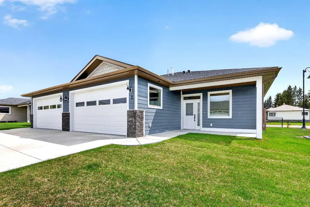 610 4 Avenue SW Sundre AB T0M1X0