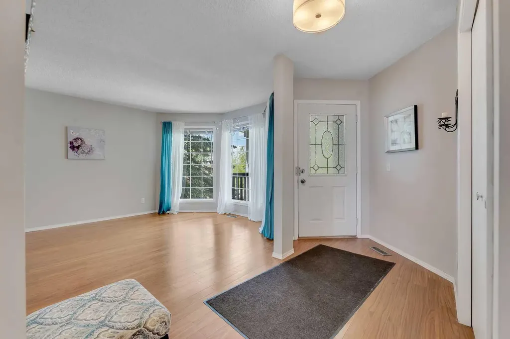 271 Arbour Lake Way NW Calgary AB T3G 3Z7