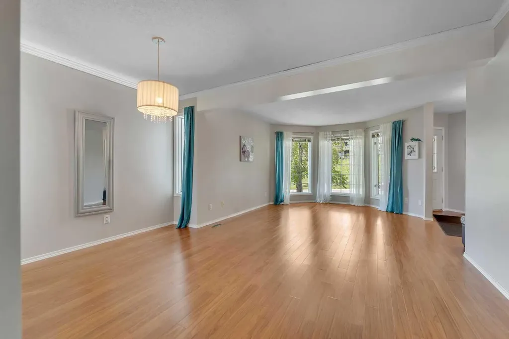 271 Arbour Lake Way NW Calgary AB T3G 3Z7