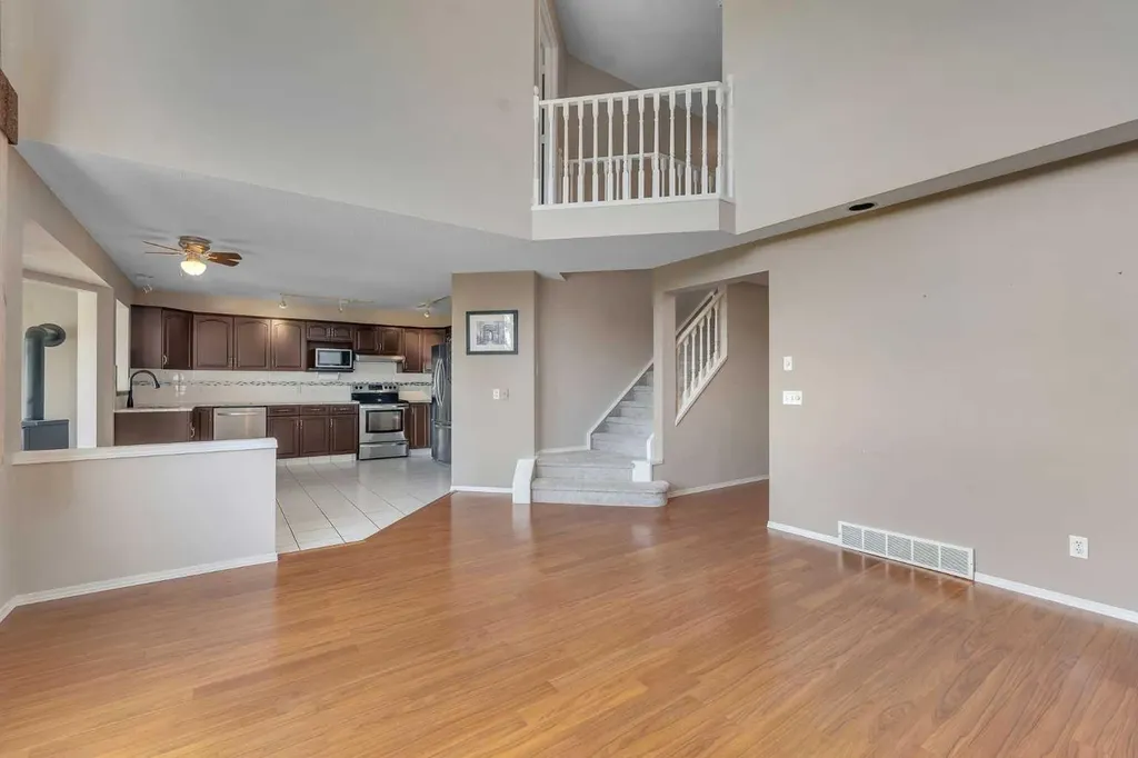 271 Arbour Lake Way NW Calgary AB T3G 3Z7