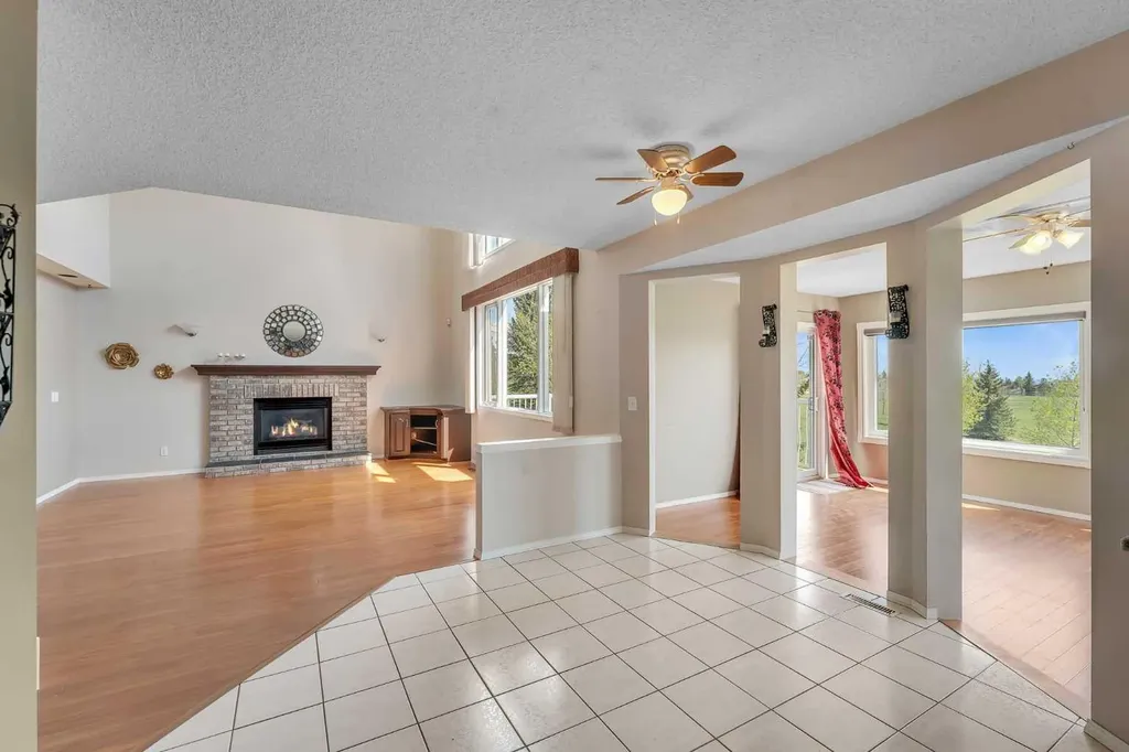 271 Arbour Lake Way NW Calgary AB T3G 3Z7