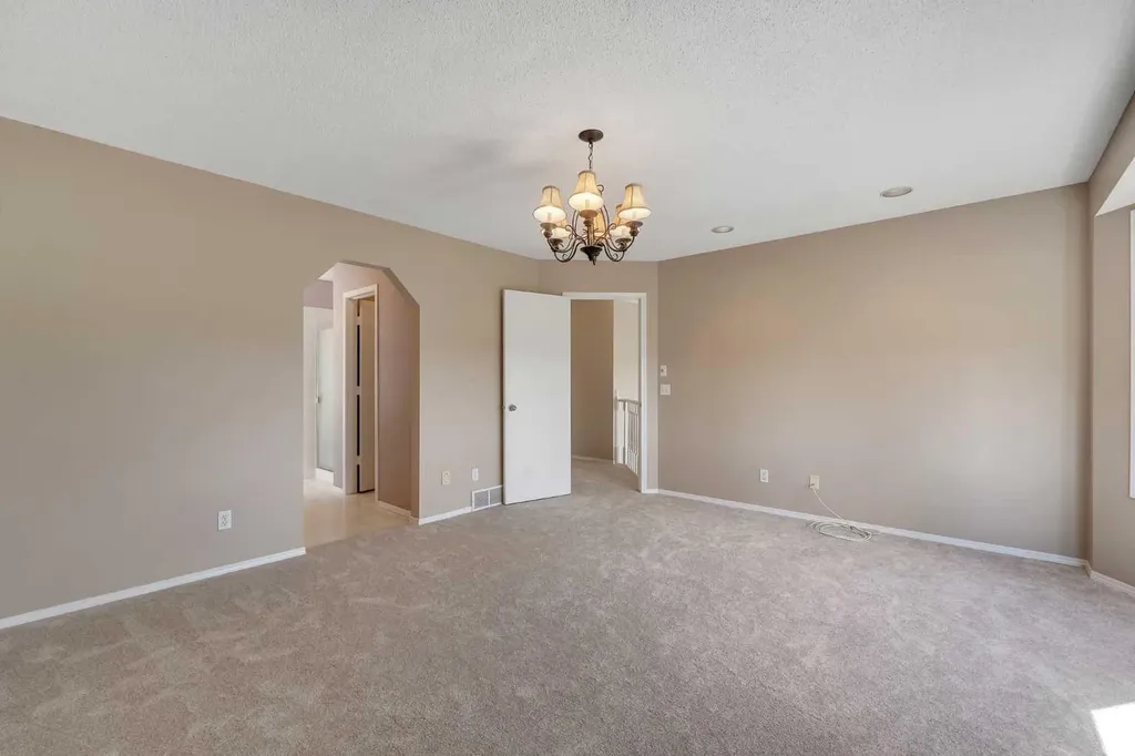 271 Arbour Lake Way NW Calgary AB T3G 3Z7